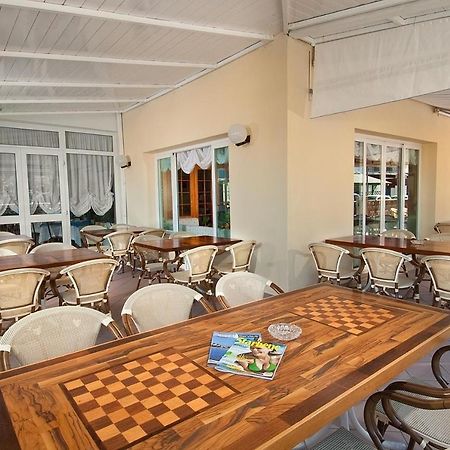 Hotel Saint Tropez Spa & Restaurant Lido Di Savio Dış mekan fotoğraf